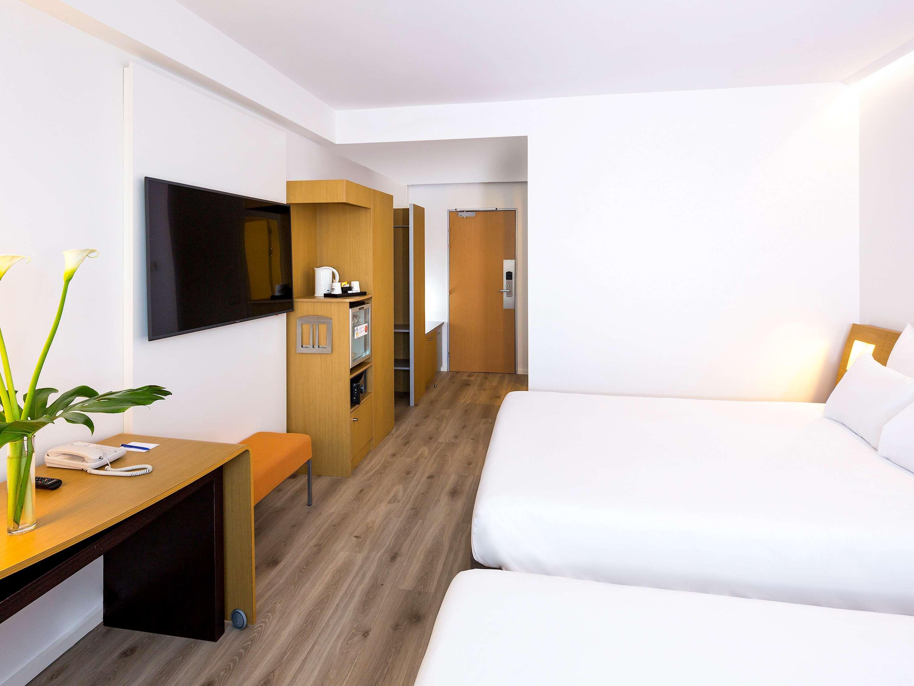 Novotel Sevilla Luaran gambar