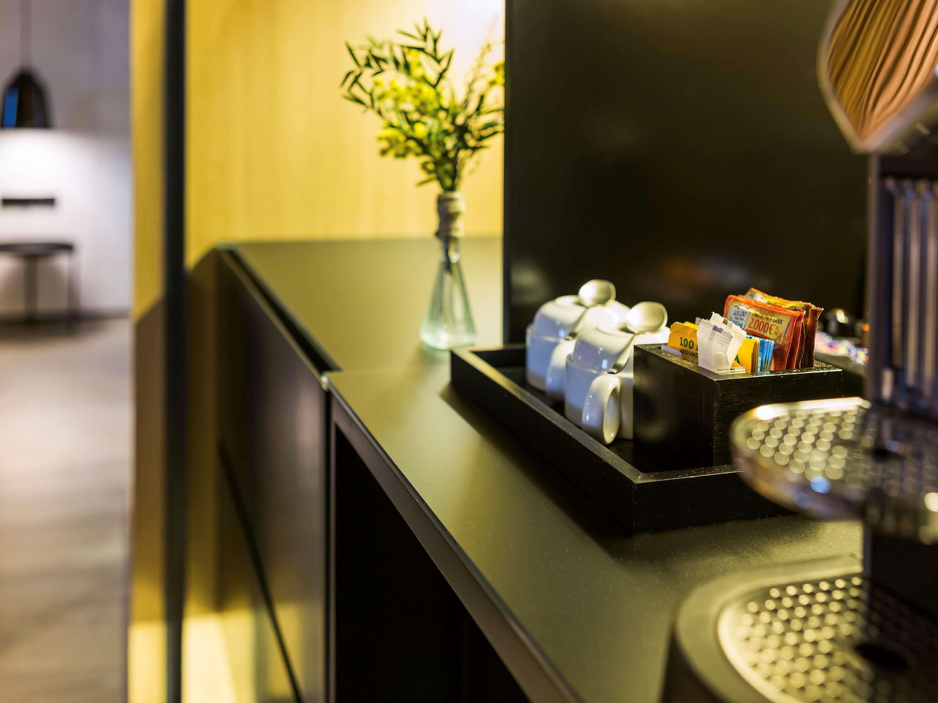 Novotel Sevilla Luaran gambar
