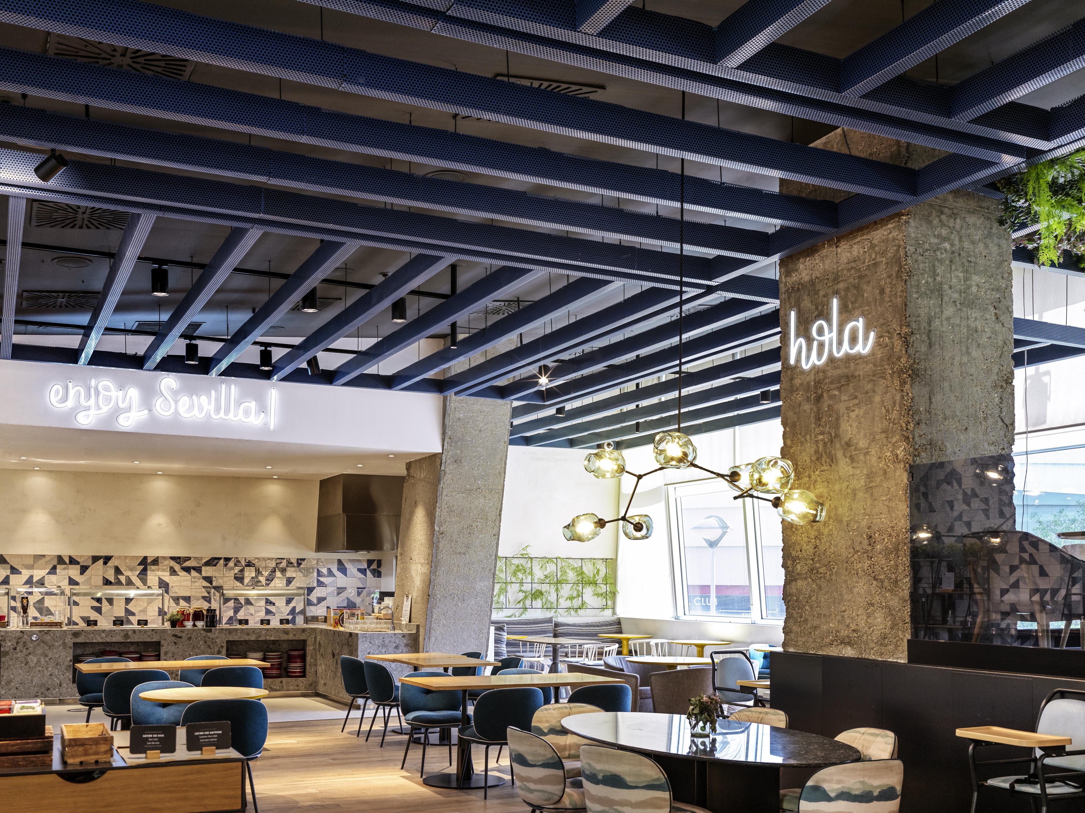 Novotel Sevilla Luaran gambar