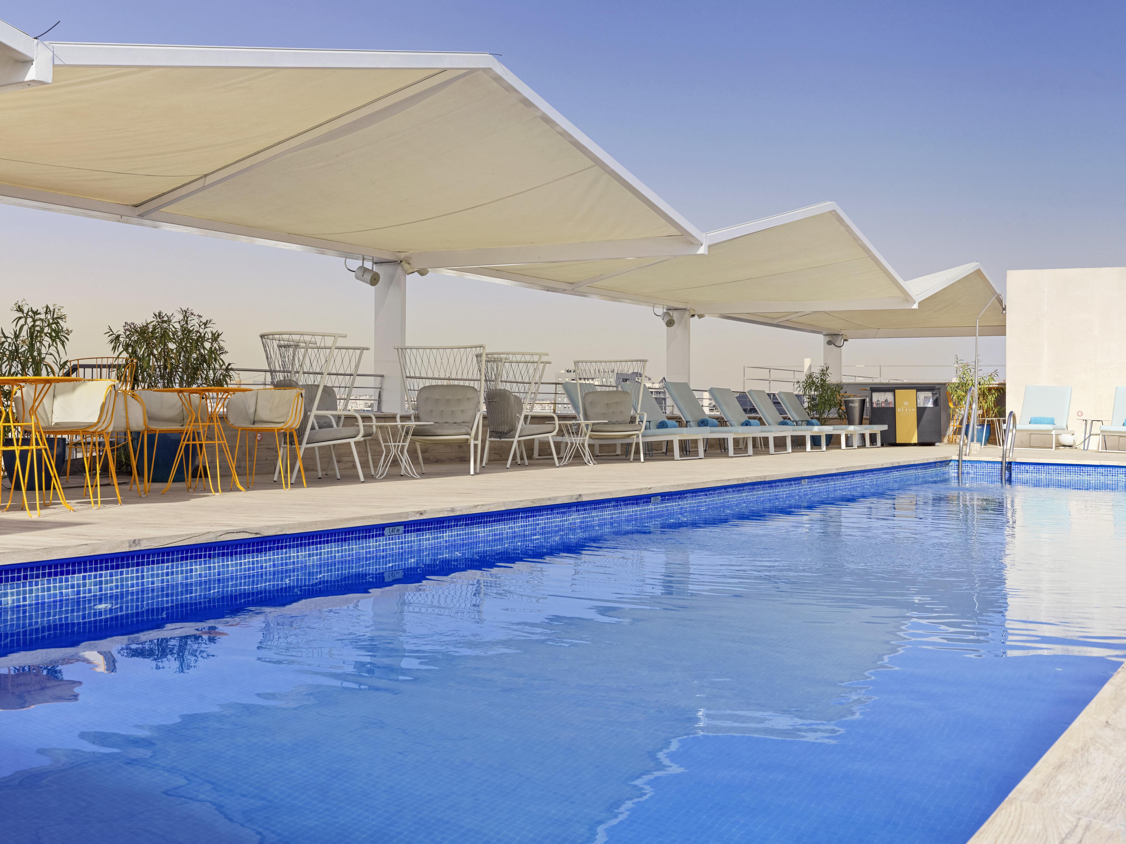 Novotel Sevilla Luaran gambar