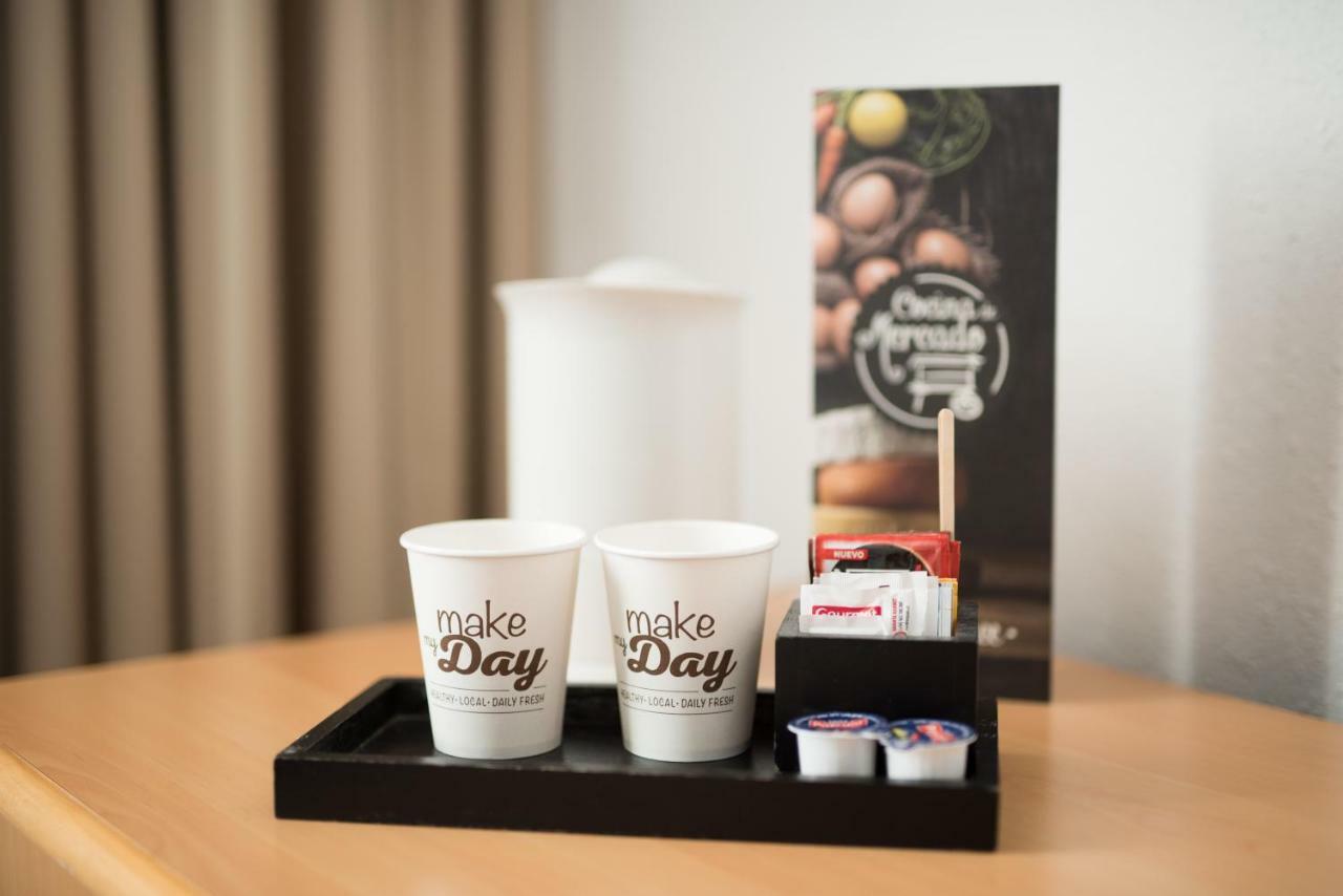 Novotel Sevilla Luaran gambar